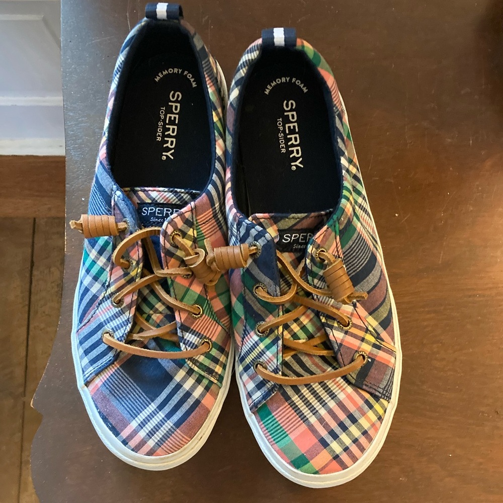 Sperry crest vibe sneaker